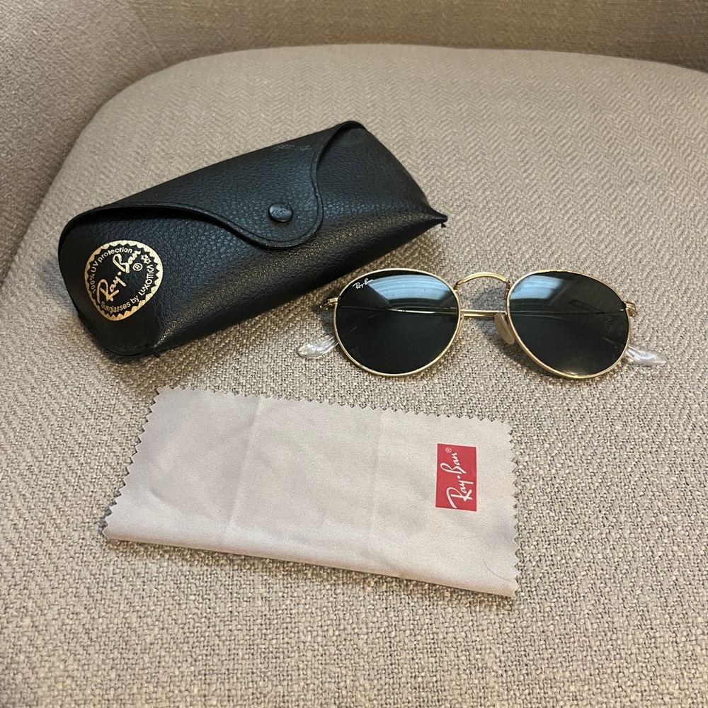Ray-Ban Round Sunglasses